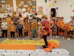 2025-10-22 Jesienna moda u Krasnali